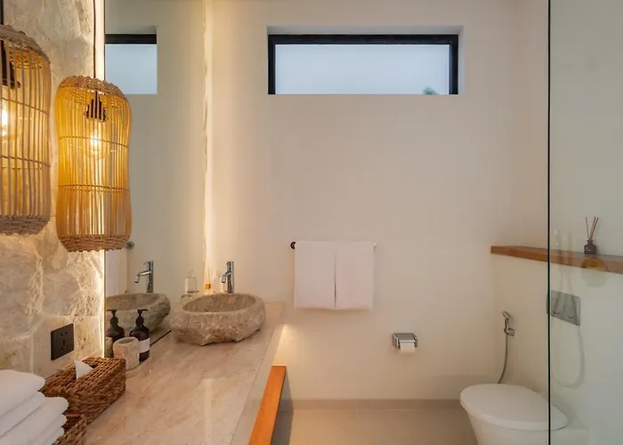 New 2br With Rooftop Sauna, Ice Bath, Jacuzzi - Bingin فيلة *